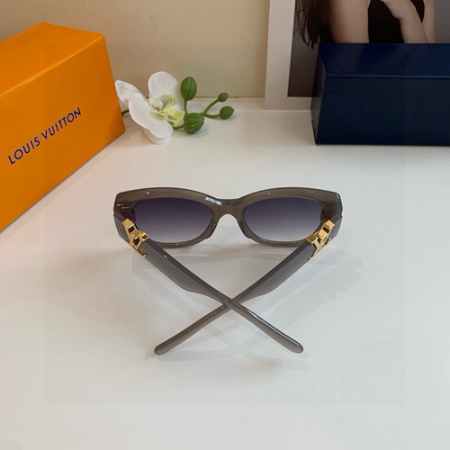 ルイヴィトンサングラス着用イメージ